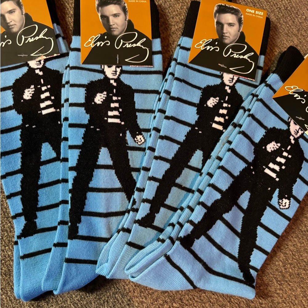 Blue and Black Casual Socks with Geometric Stripes
